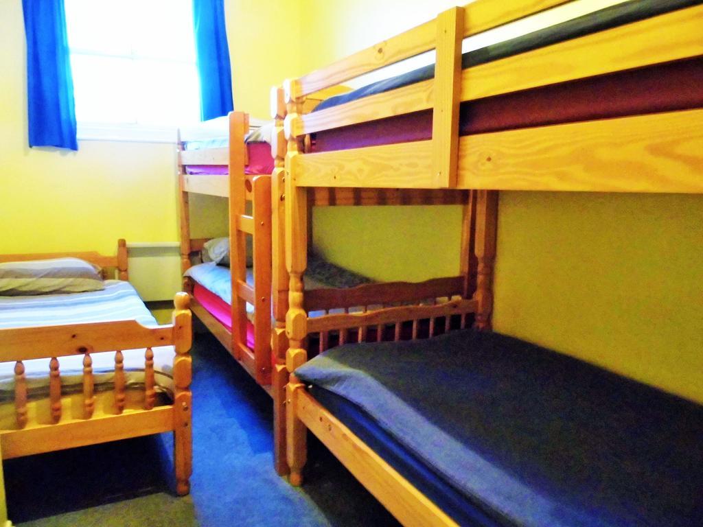 The Queens Hostel Bristol Room photo